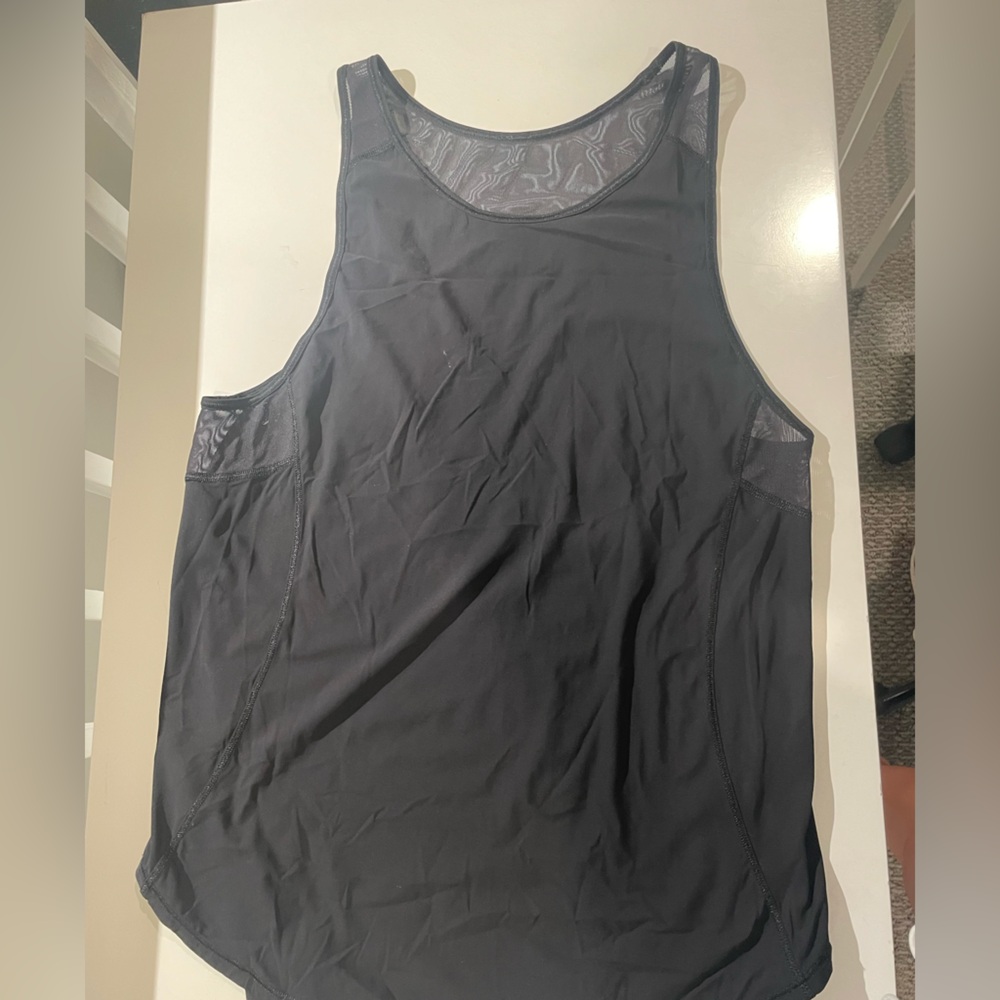 Black lululemon workout top